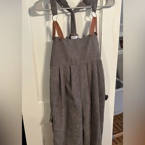 Capri, corduroy overalls